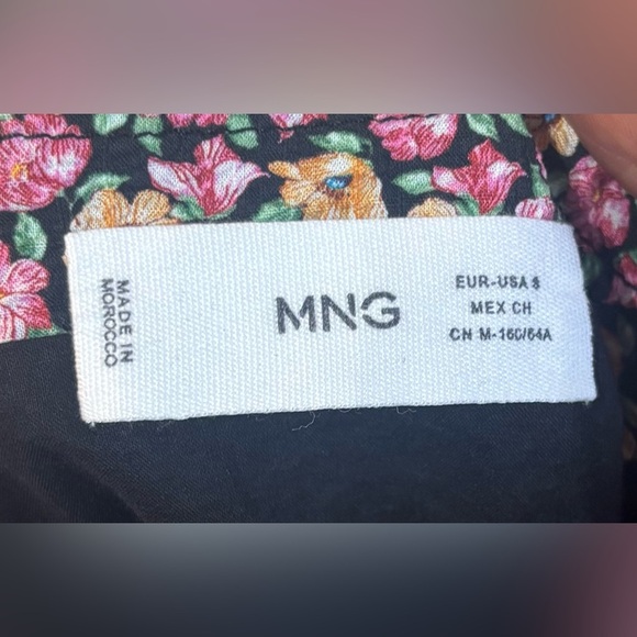 MANGO Women's Black & Pink Floral Print Mini A-Line Skirt Small - Picture 7 of 9